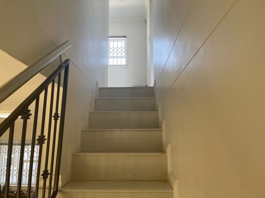 To Let 3 Bedroom Property for Rent in Summerstrand Eastern Cape